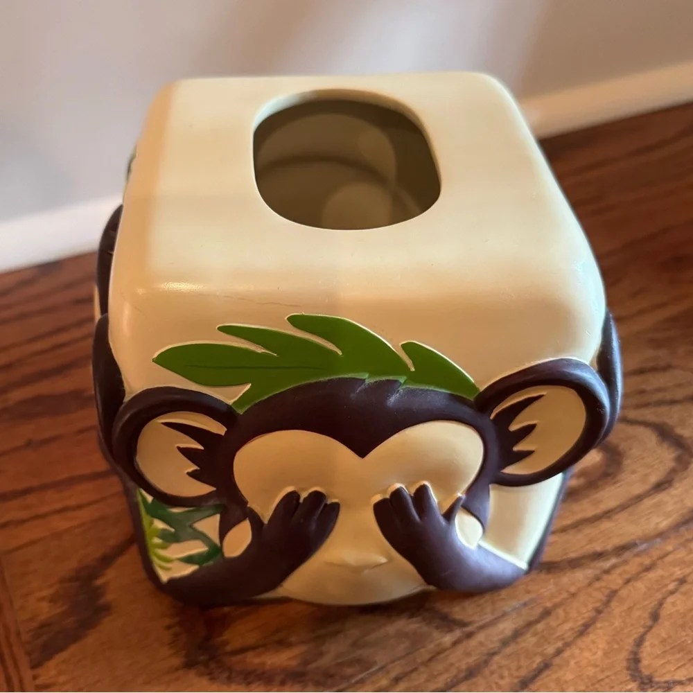 Tissue cover, Toucan & Monkey Rainforest - Kids Bathroom